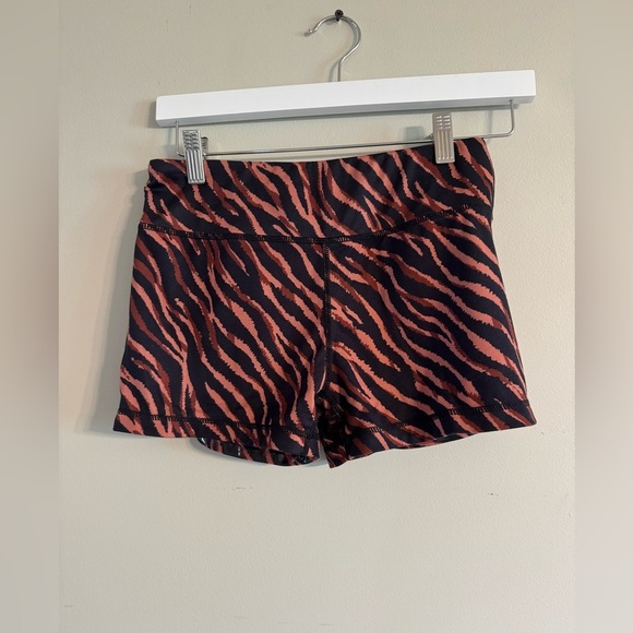 🔴I AM BECOMING ATHLETIC SHORTS - Picture 2 of 5